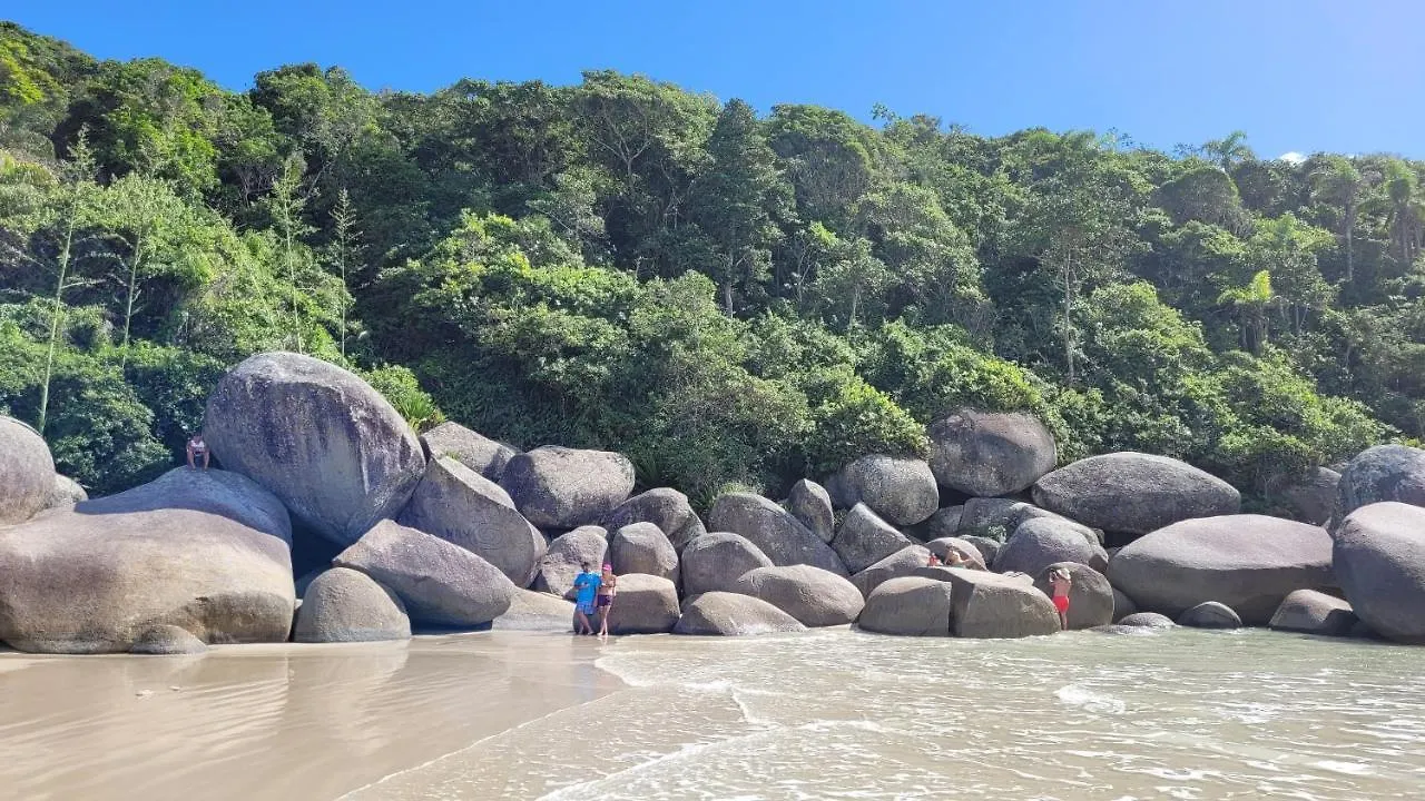 Garden Ville, 200M Da Praia De Bombas location